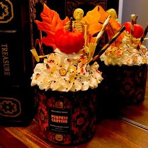 Bath and Body Halloween candle with faux topper